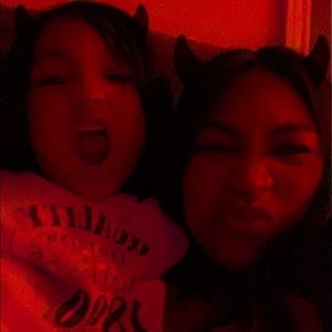 Meet your Posher, Camille